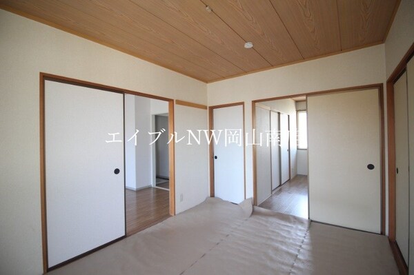 同物件の違うお部屋の写真です