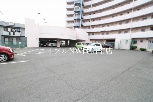 駐車場(駐車場)