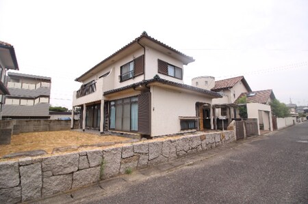 中区東川原戸建外観写真