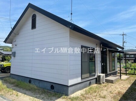 古新田借家外観写真