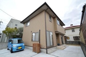 中島（石本様）戸建外観写真