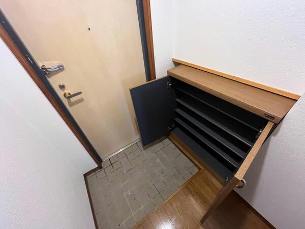 玄関回り