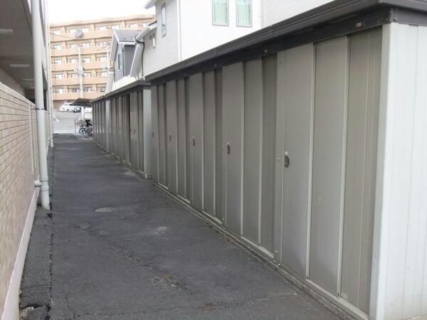 建物設備(屋外物置)