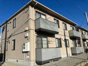 グリスィーヌC外観写真