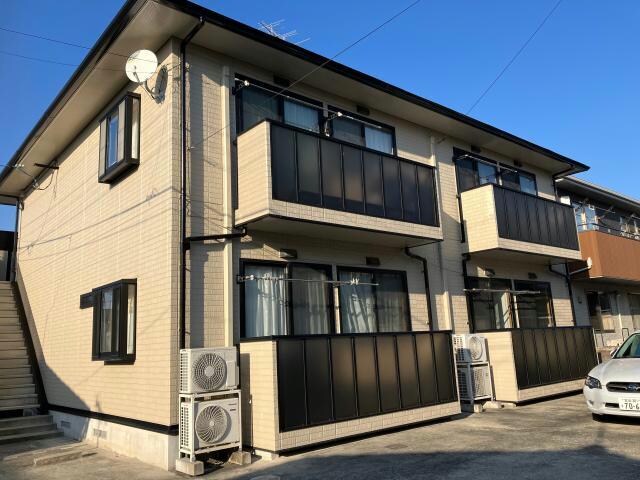 レジデンスひまわりAの物件外観写真