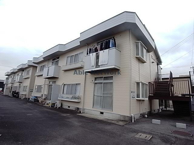 江崎ハイツＡ