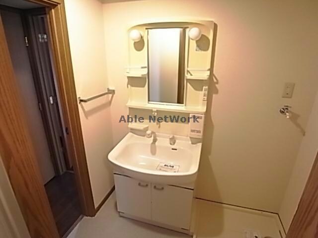 物件内観写真11　(洗面所（別部屋参照）)