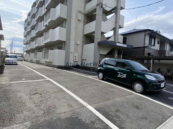 駐車場(駐車場)