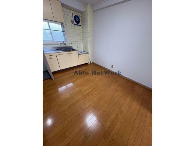 物件内観写真7　(LDK)