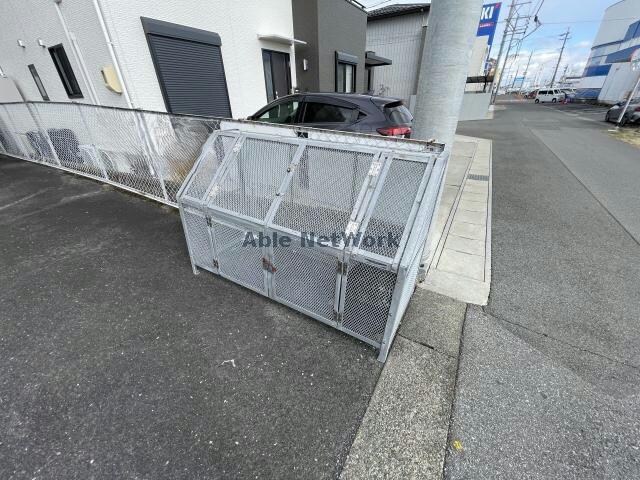 物件外観写真5　(ゴミステーション)
