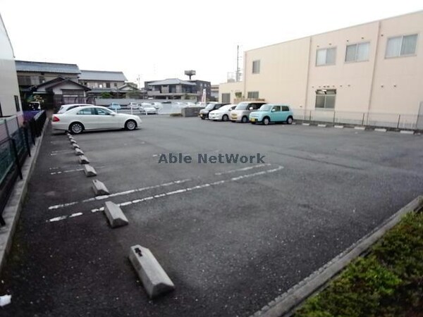 駐車場(駐車場)