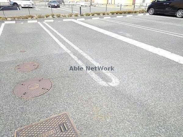 駐車場(※管理会社画像参照)