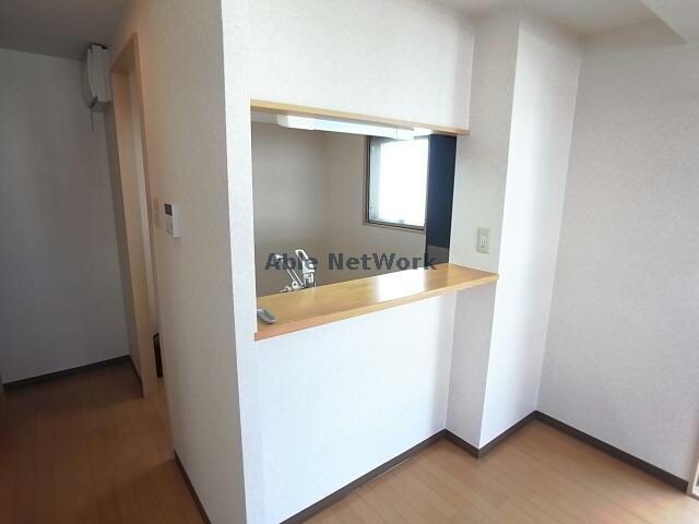 物件内観写真18　(カウンターキッチン)