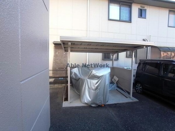 駐輪場(駐輪場)