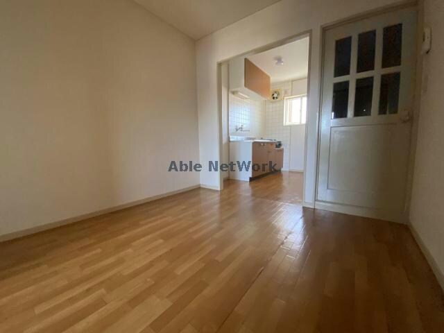 物件内観写真6　(居室)