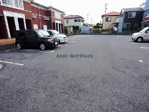 駐車場(駐車場)