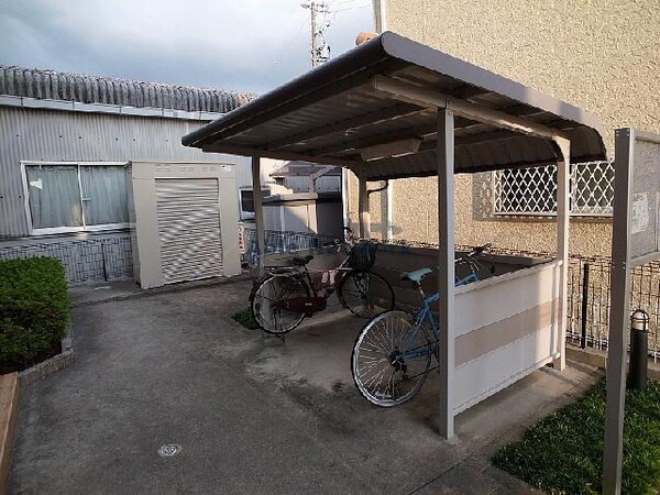 駐輪場(自転車置き場)