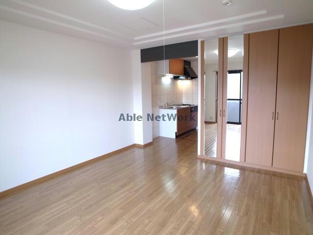 物件内観写真7　(居室)