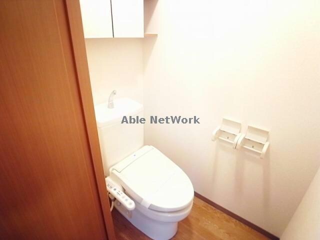 物件内観写真12　(トイレ)