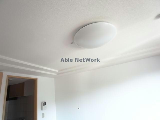 物件内観写真18　(照明)
