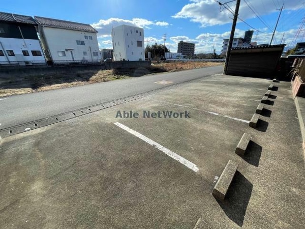 駐車場(駐車場)