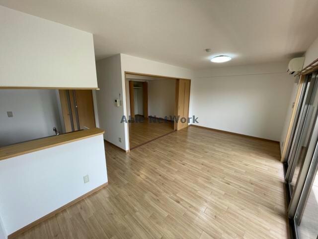 物件内観写真7　(※別部屋写真参照)