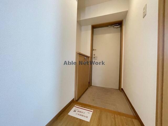 物件内観写真13　(玄関)