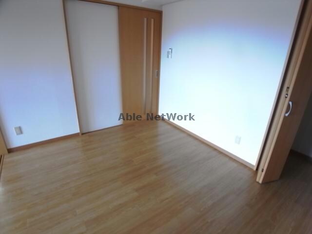 物件内観写真25　(居室)