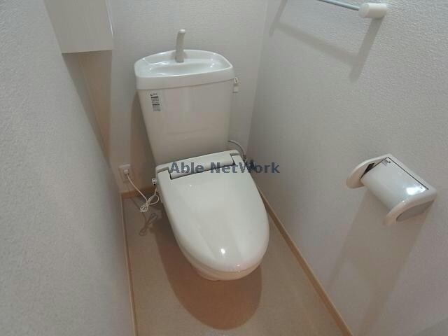 物件内観写真12　(トイレ)