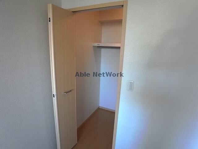 物件内観写真14　(ウォークインクローゼット)