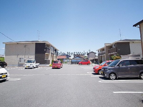 駐車場(駐車場)