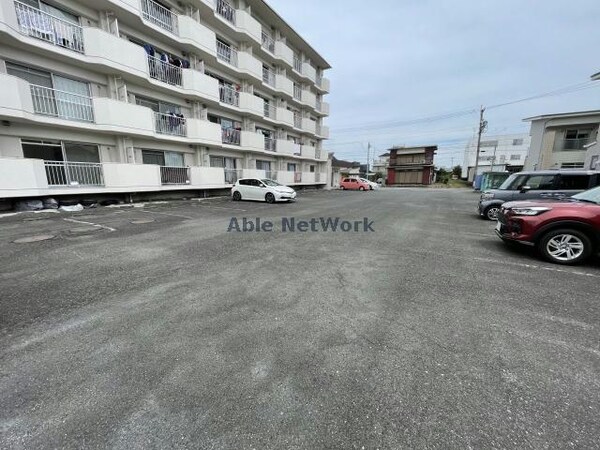 駐車場(駐車場)
