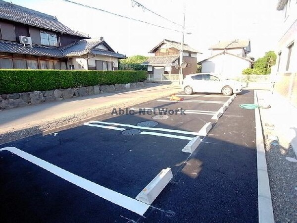 駐車場(駐車場)