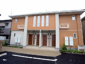 パイン・フィールド外観写真