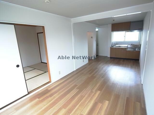 物件内観写真8　(LDK)