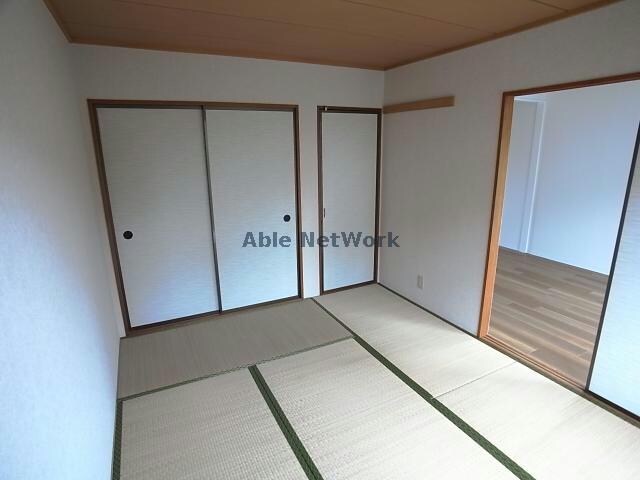 物件内観写真9　(居室)