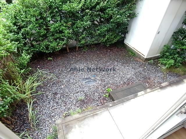 物件内観写真18　(庭)