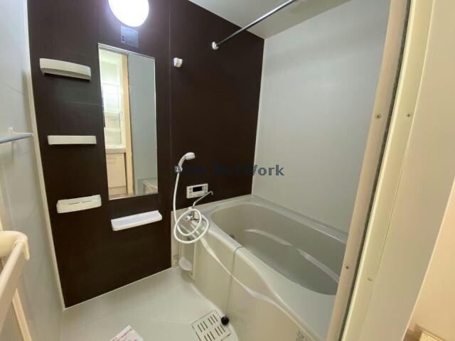 物件内観写真12　(バス／シャワールーム等)