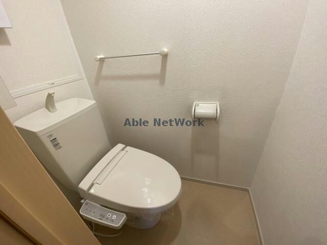 物件内観写真13　(トイレ)