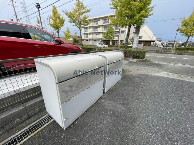 物件外観写真5　(ゴミステーション)