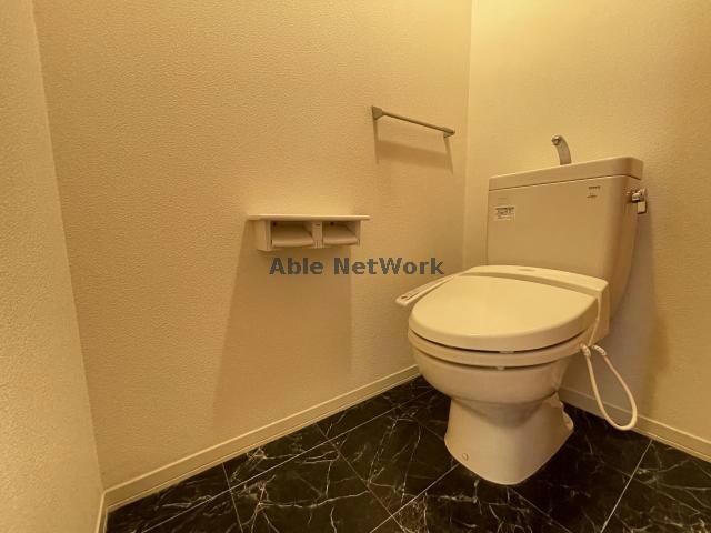 物件内観写真13　(トイレ)