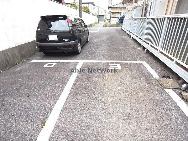 駐車場(駐車場)