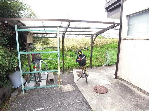 駐輪場(駐輪場)