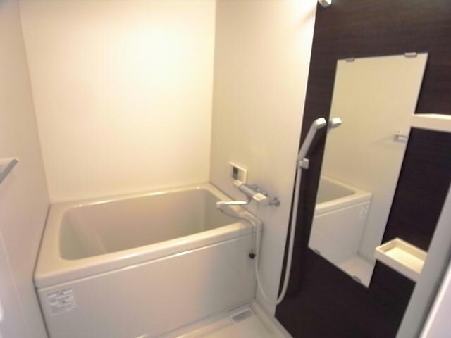 物件内観写真8　(バス（別部屋参照）)