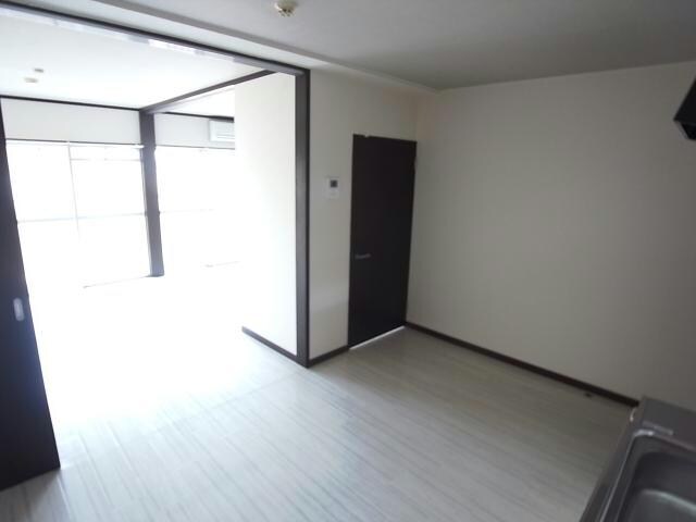 物件内観写真12　(リビング・ダイニング)