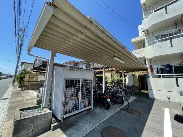物件外観写真3　(駐輪場)