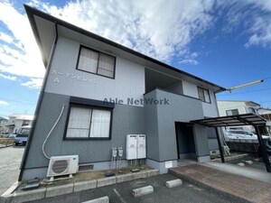 ガーデンビレッジA棟外観写真
