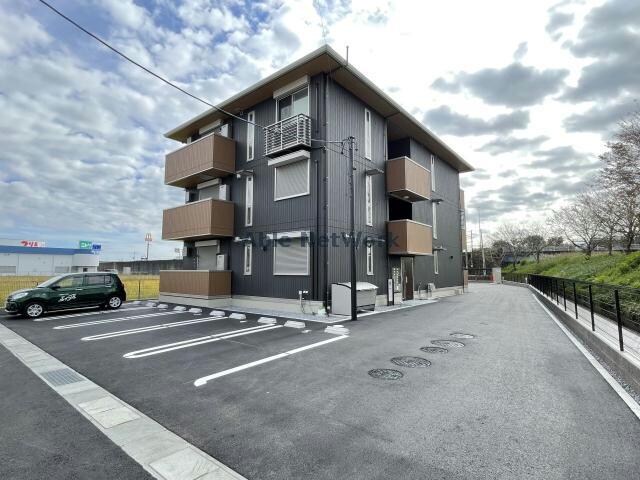 物件外観写真2　(外観)