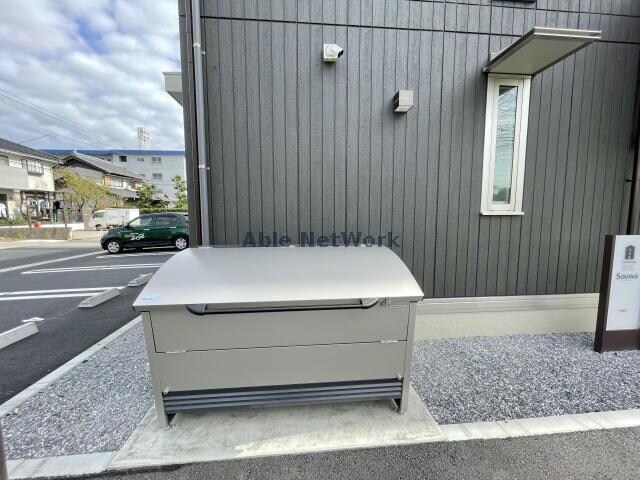 物件外観写真5　(ゴミ置き場)