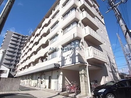 平和ビル外観写真